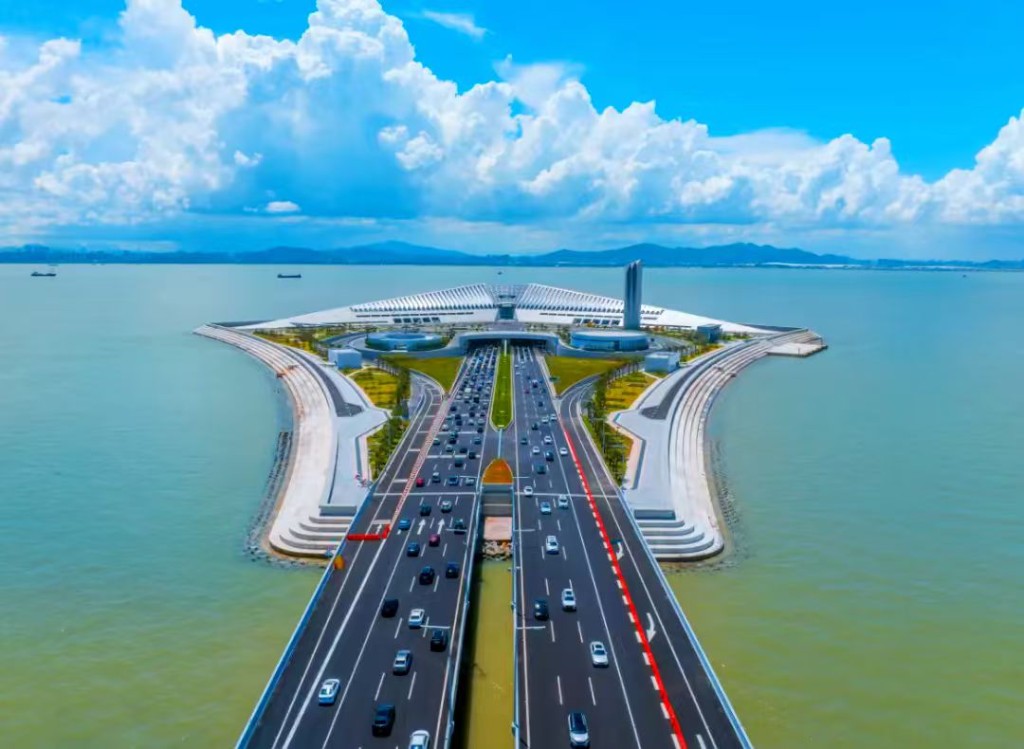 Shenzhen-Zhongshan Channel